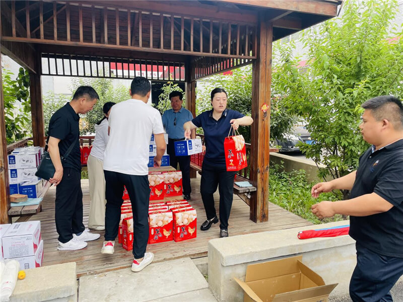 献血光荣  爱心永恒 ——志城集团爱心献血活动